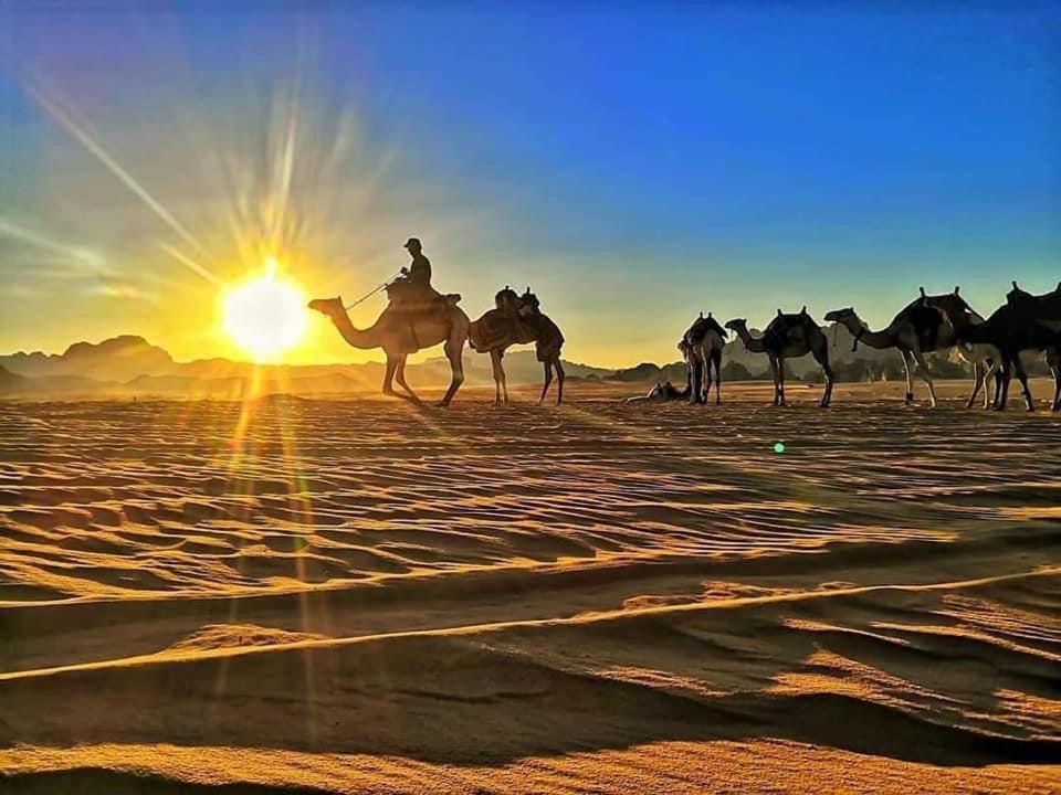Maraheb Luxury Camp Hotel Wadi Rum Exterior photo