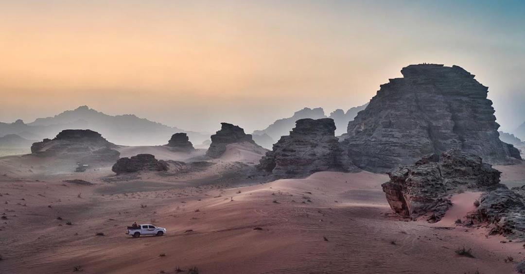 Maraheb Luxury Camp Hotel Wadi Rum Exterior photo