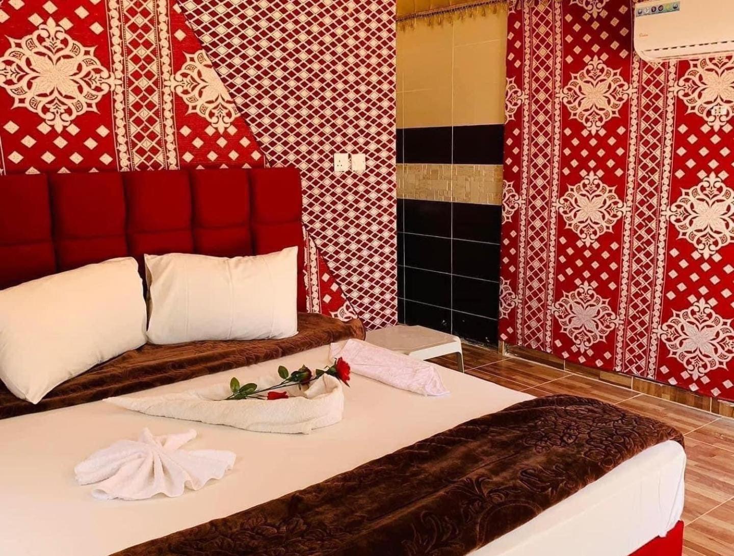 Maraheb Luxury Camp Hotel Wadi Rum Exterior photo