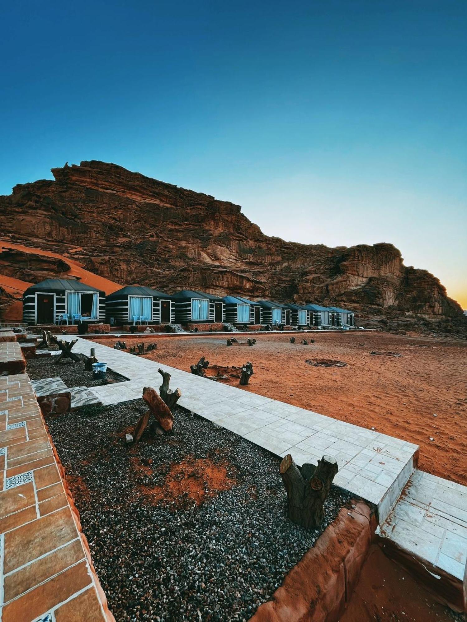 Maraheb Luxury Camp Hotel Wadi Rum Exterior photo